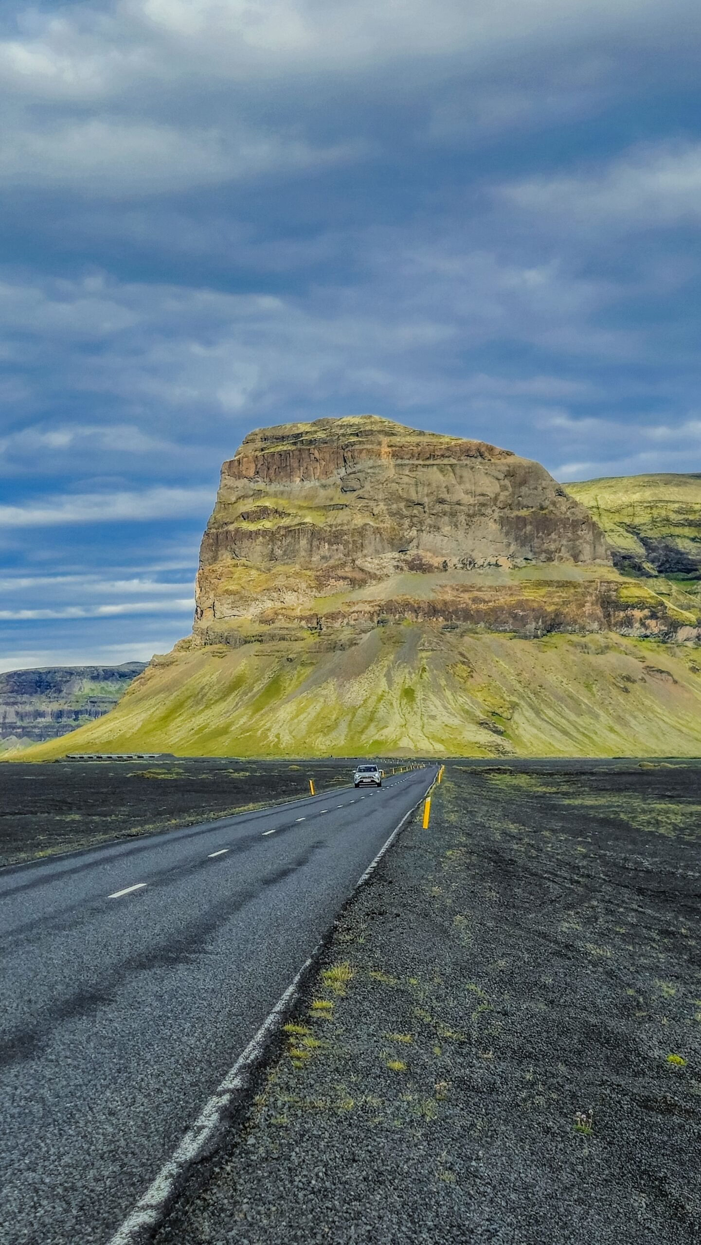 Iceland Travel Guide